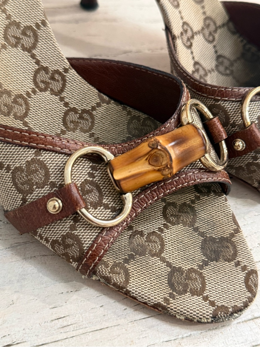 Women’s Gucci GG Bamboo fabric Sandals pumps size 8.5 - Picture 6 of 16